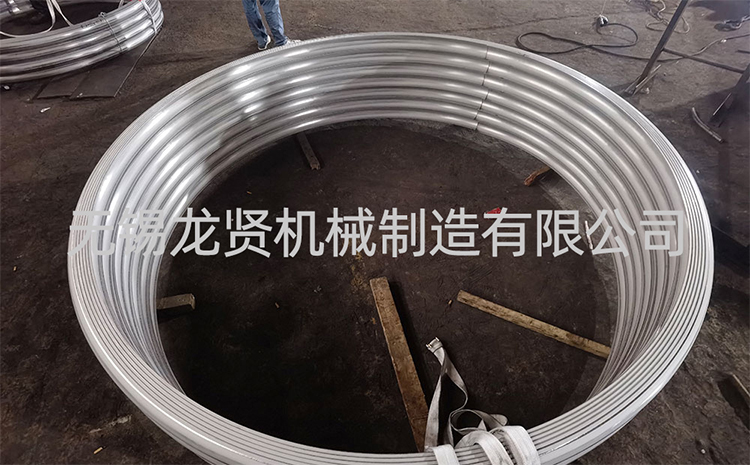 無(wú)錫碳鋼半圓管選哪家？龍賢：把“半圓鋼”做成“放心管”，靠譜到不用挑！